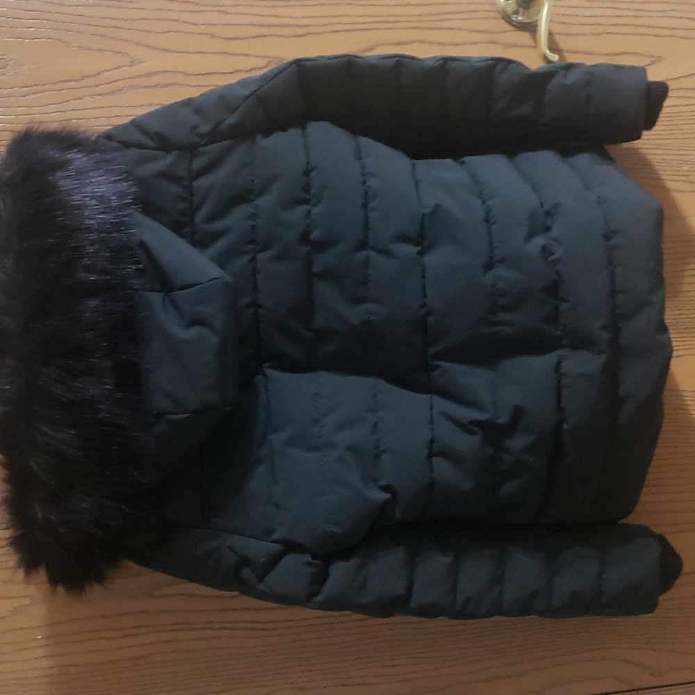 Guess Winter Jacket - Picture 2 of 8